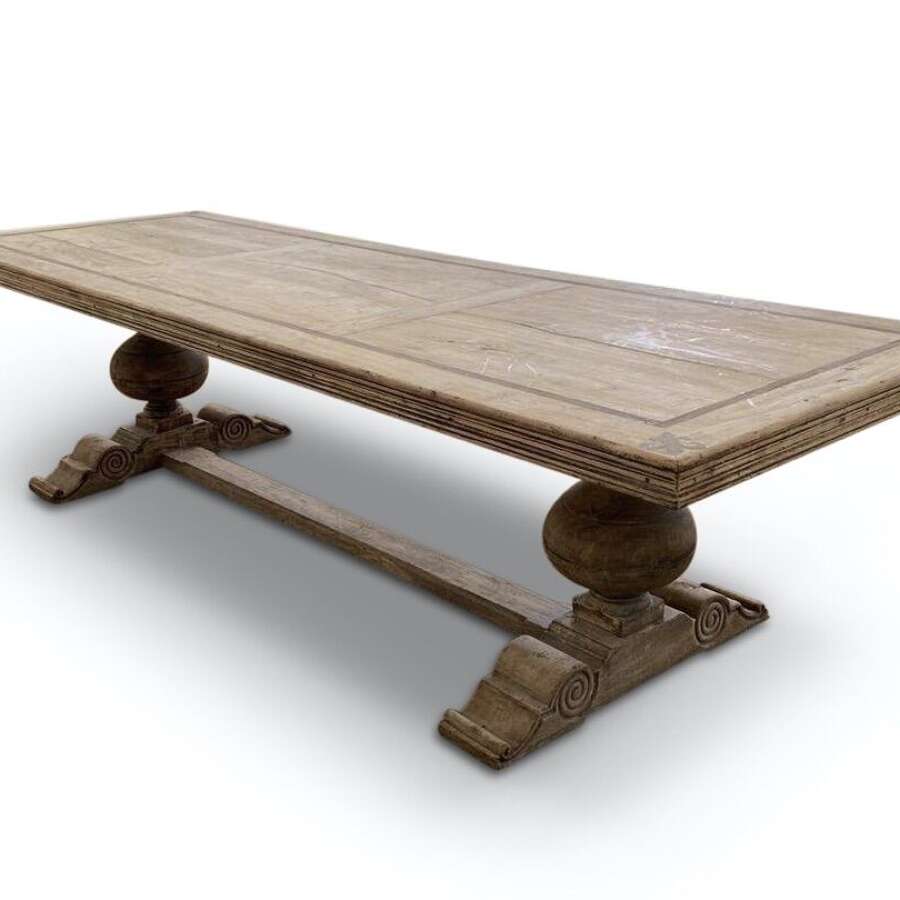 Tables & Consoles