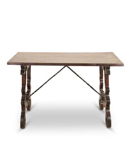 18th Century Spanish Walnut Dining Table