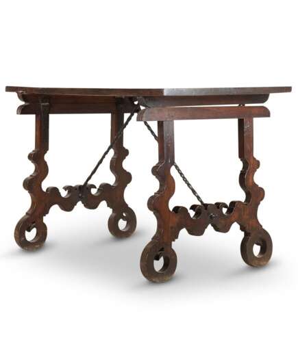 18th Century Spanish Walnut Dining Table