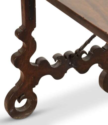 18th Century Spanish Walnut Dining Table