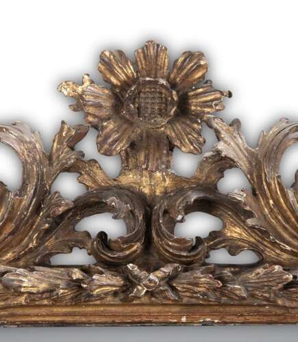 18th Century Italian Gilded Carved Wood Mirror