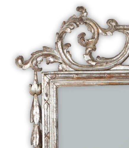 18th Century Carved Venetian Mirror