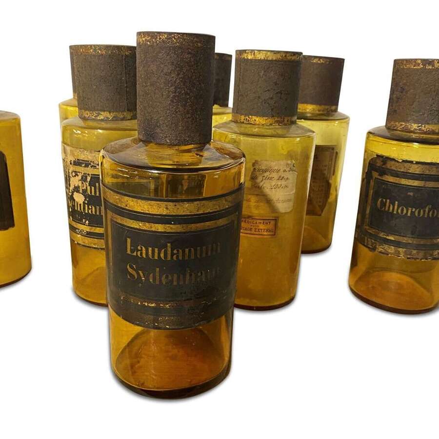 Set Of 8 Late 19th Century Amber Apothecary Jars