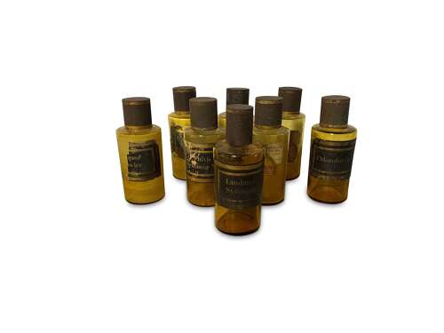 Set Of 8 Late 19th Century Amber Apothecary Jars